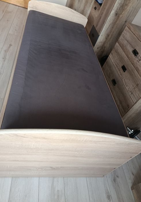 Łóżko młodzieżowe rozsuwane