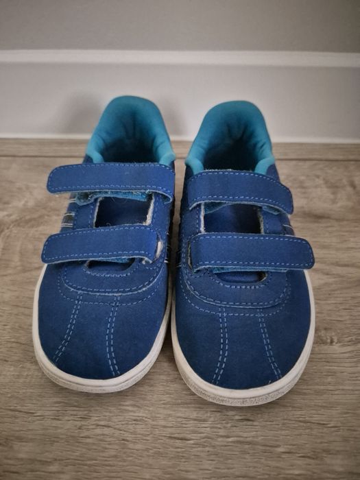 Buty dziecięce Adidas. Roz. 26