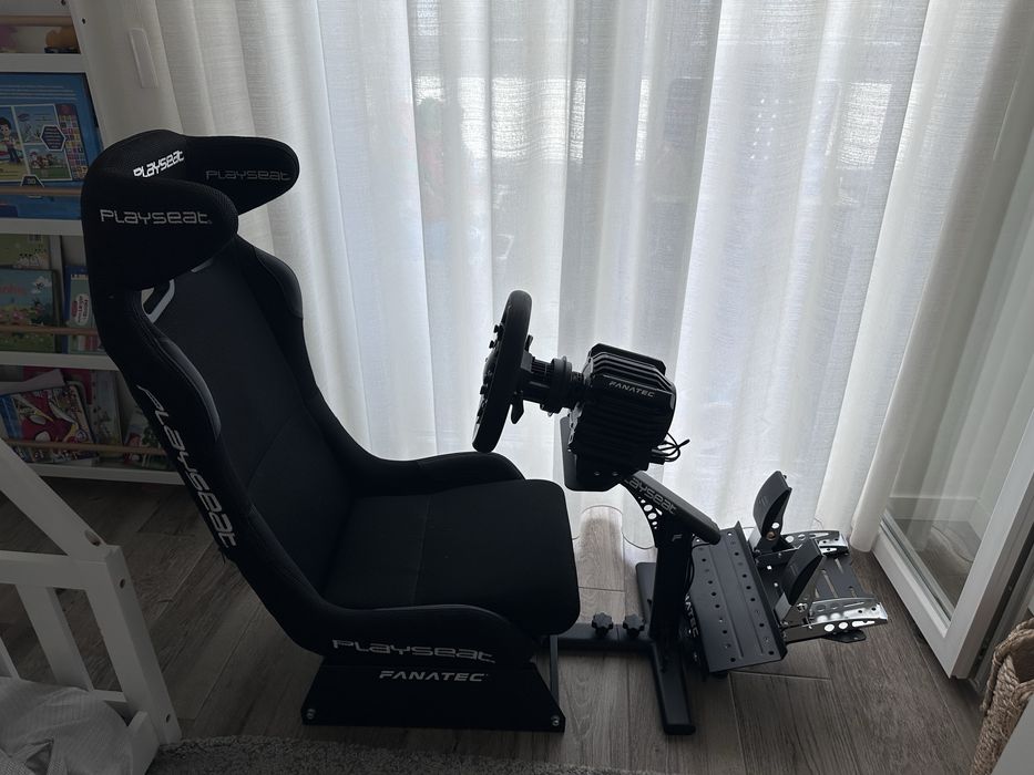 vendo simulador cockpit  fanatec gran turismo playseat