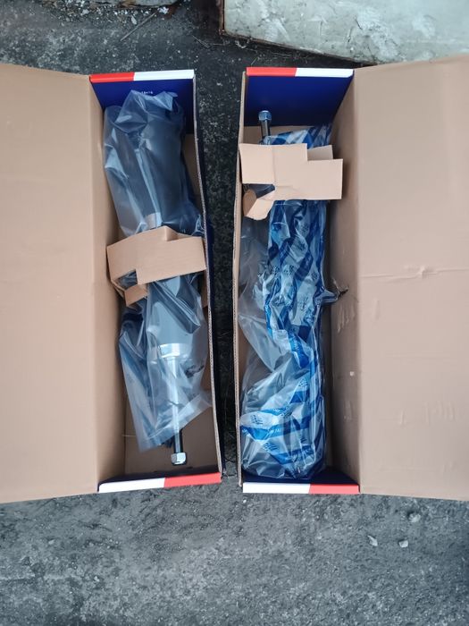 Amortyzatory Opel Vivaro / Renault Trafic 2.5 dCi - nowe części