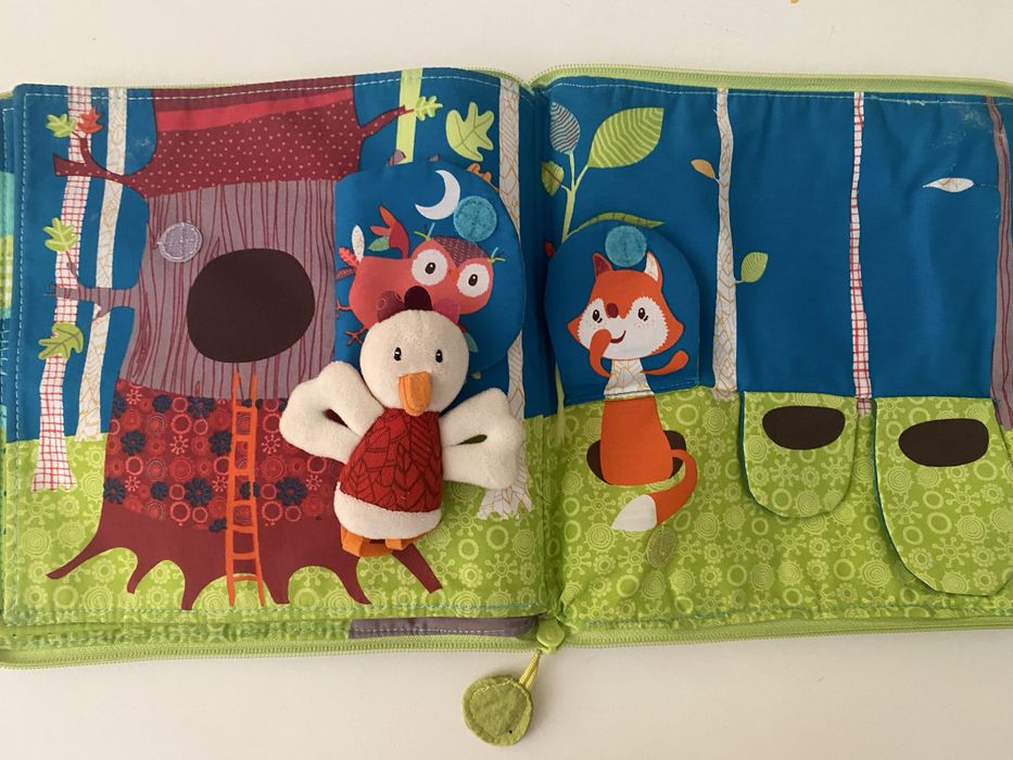 Livro de pano sensorial para bébés (25x25)