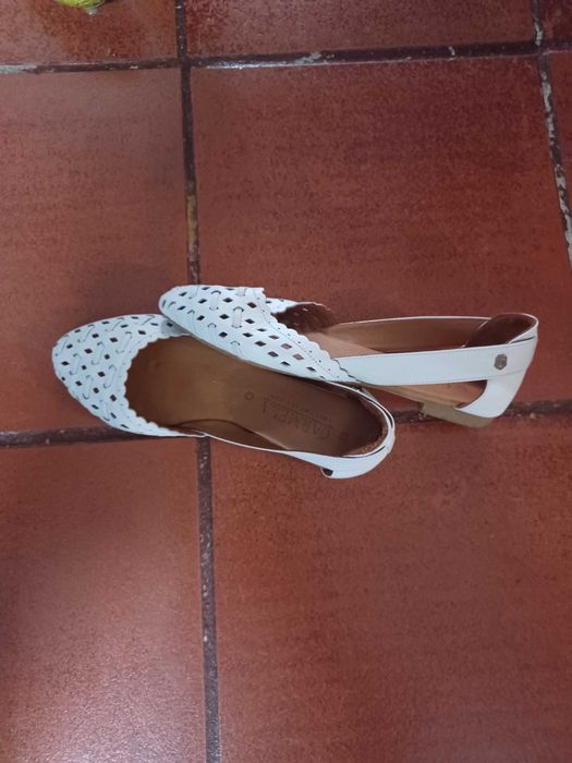 Sapatos de senhora de verão