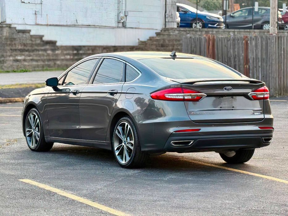 Ford Fusion Titanium      2019
