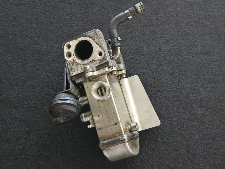 Válvula egr original Audi Volkswagen 3.0 tdi v6 2008- EPC