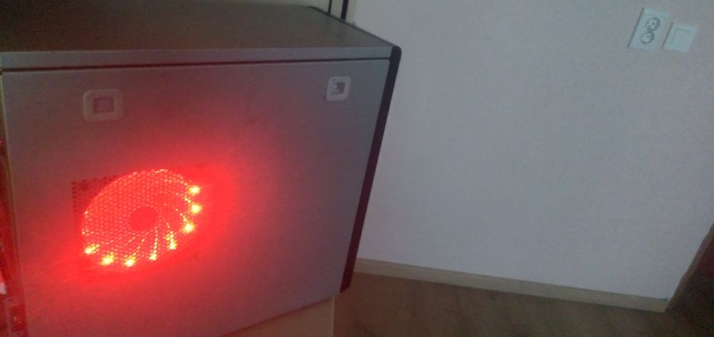 Продам ігровий компютеп в хорошому стані