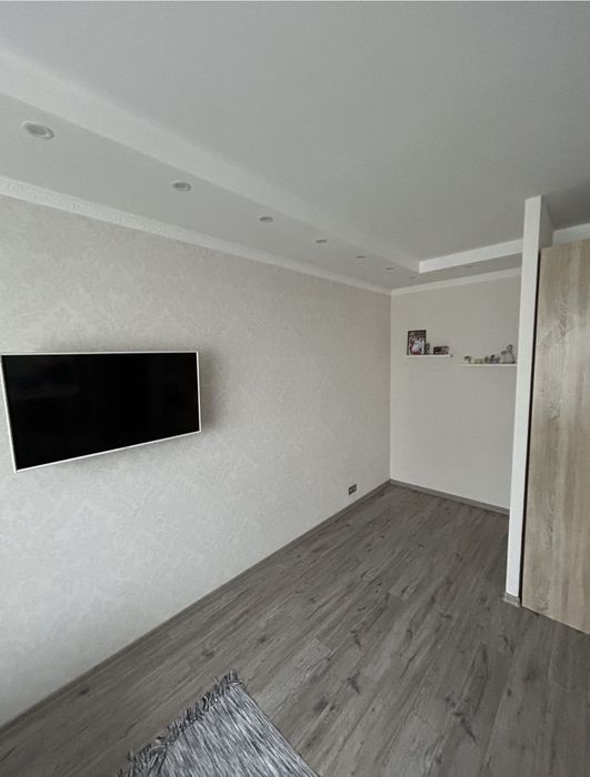 Продам 1-к квартиру   Бровари ЖК Лісовий Квартал, Київська 245