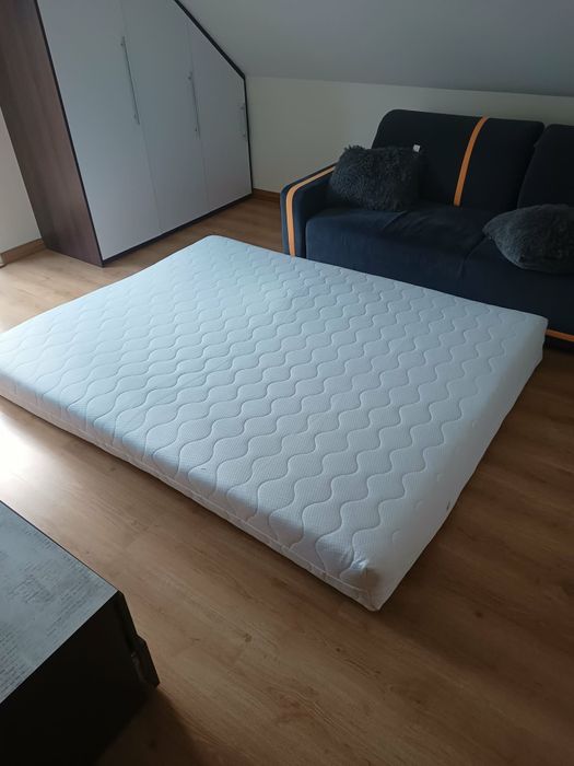 Materac sprężynowy