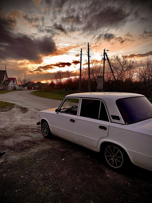 в продажі ВАЗ 2106