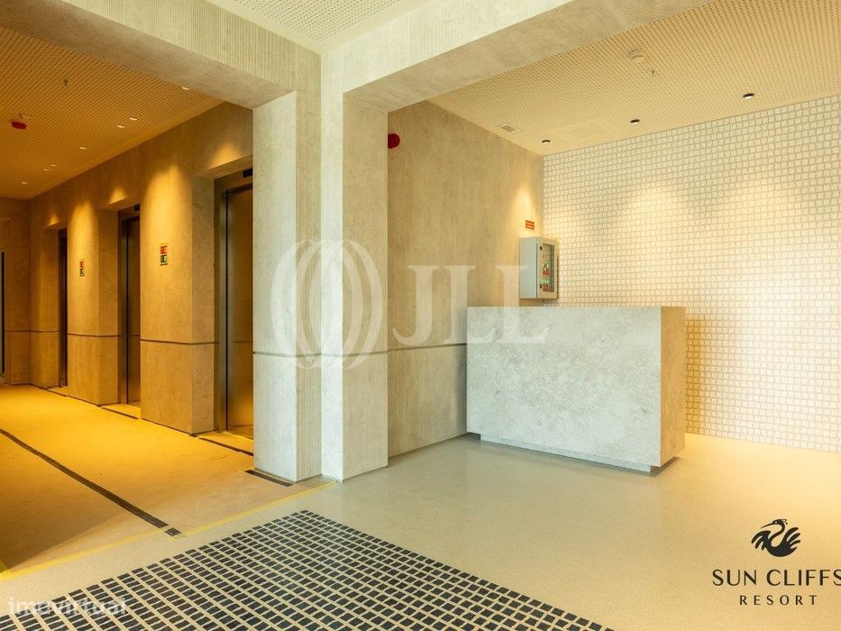 Apartamento T1+1, novo, no Sun Cliffs Resorte, em Lagos, Algarve