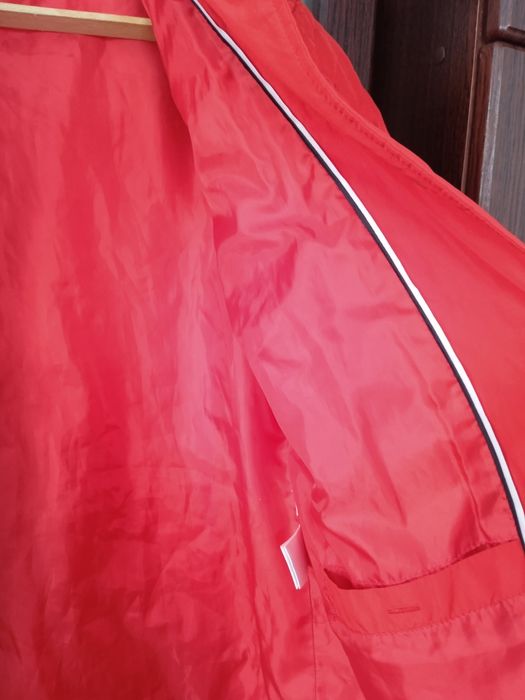 Продам жіночу куртку