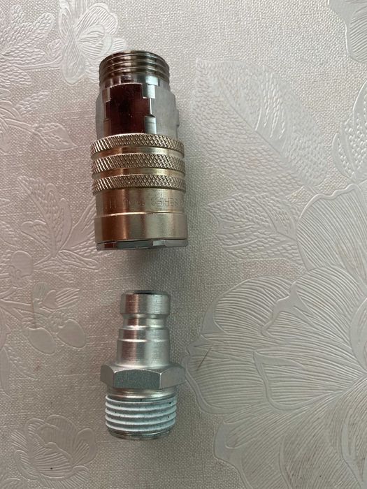 Быстро съемник 1/2" - 1/2"