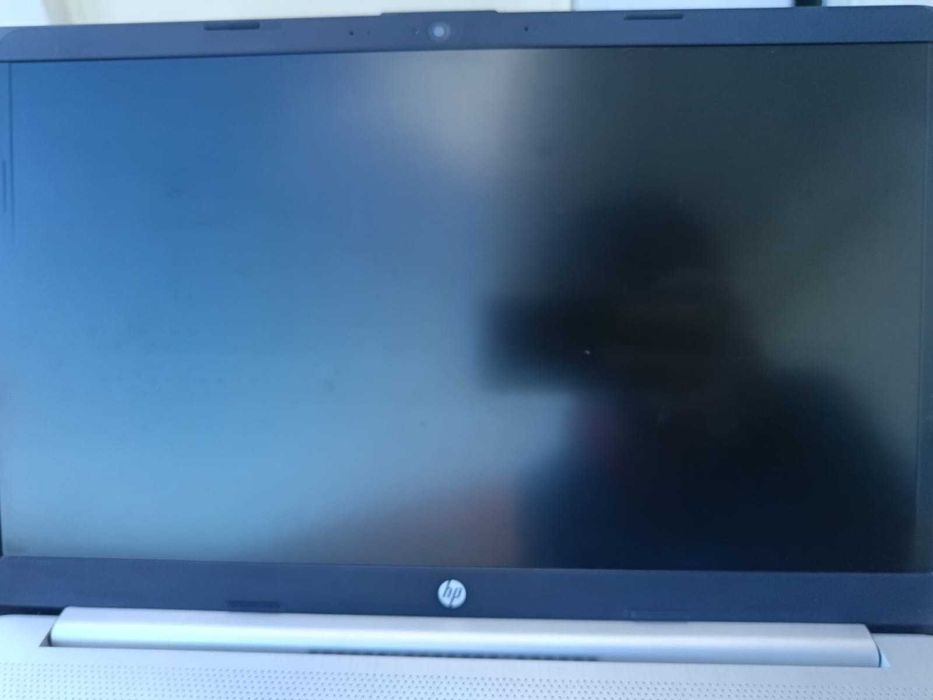 HP 15.6” | i7 | 12GB RAM | 512GB SSD