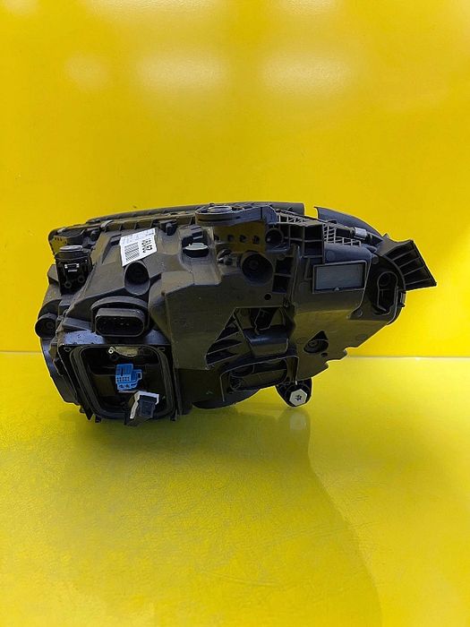 Lampa Prawa Mercedes E-Klasa W214 Digital Light A