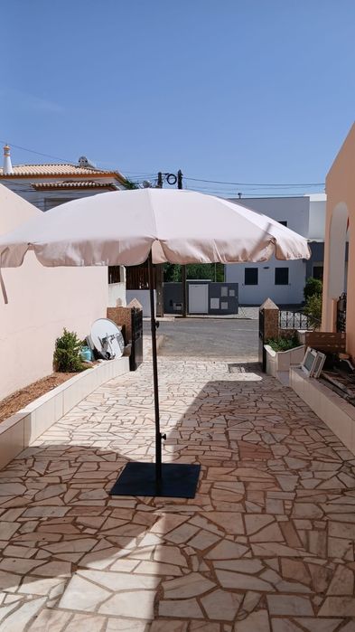 Guarda-Sol c/ Base - Sun Umbrella w/ Base