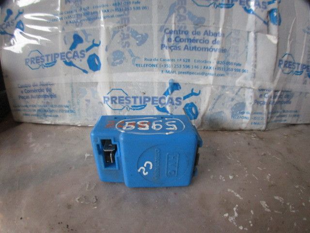 Botão / interruptor electromecânico / relé HYUNDAI i10 (PA)
