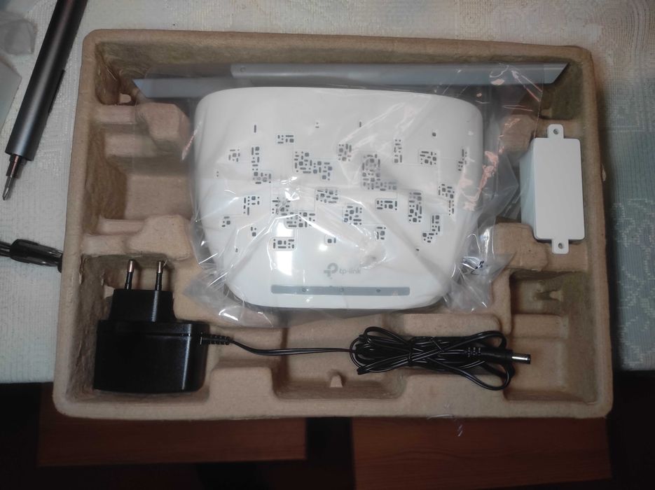 Access Point Tp-Link TL-WA801N como novo64283909197058122