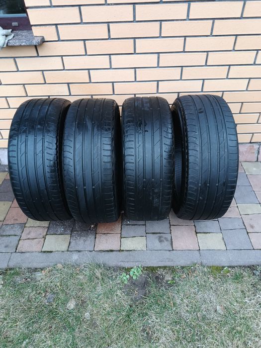 Продам б/у літні шини Bridgestone Turanza R18 215/50