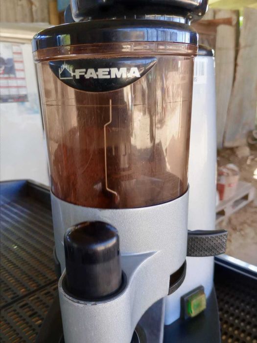Moinho de café FAEMA