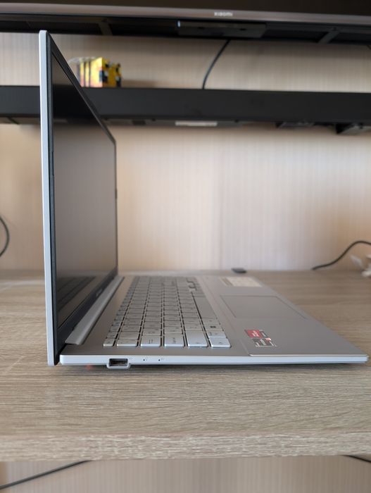 ASUS Vivobook Go 15 (E1504FA-BQ211) Ryzen 3 7320U 8/512 ГБ Офіційна гарантія 12 міс