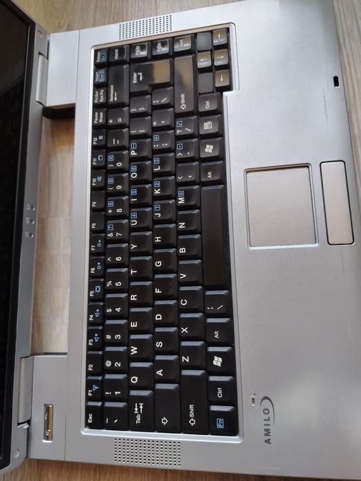 Laptop Fujitsu Siemens na części