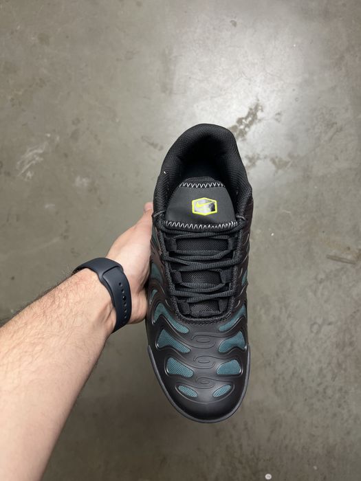 Кросівки чоловічі Nike Air Max Plus Drift Volt Black/Gray