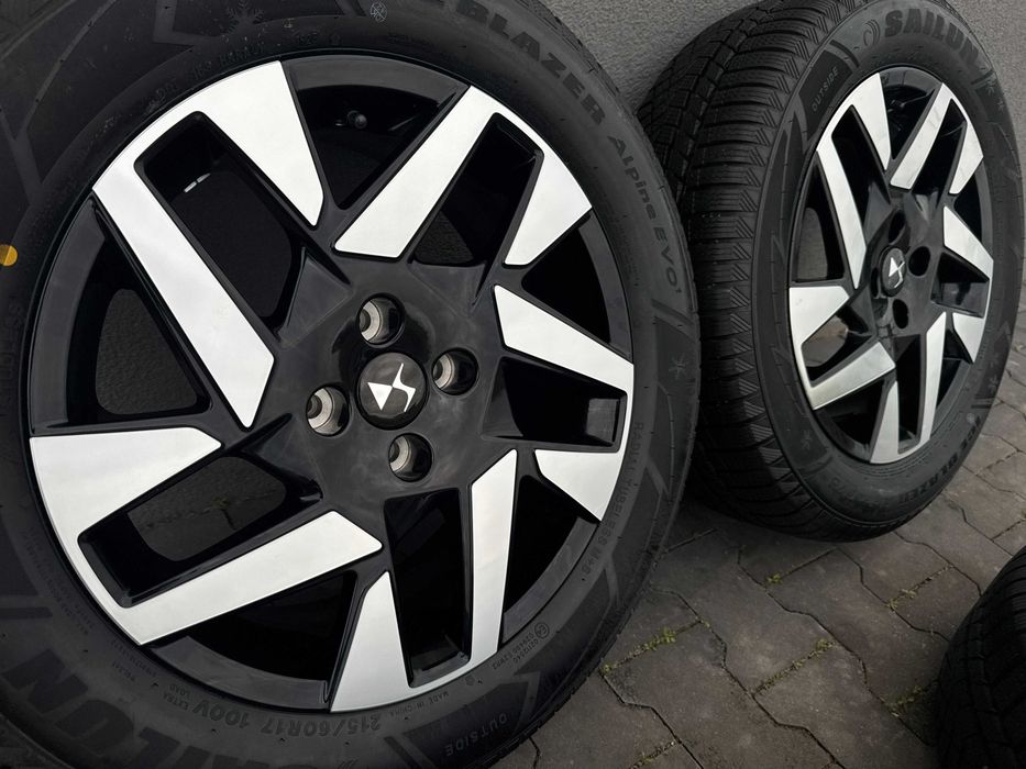 DS 3 II DS 3  koła zimowe 215/60R17 TRACMAX NOWE Oryginalne