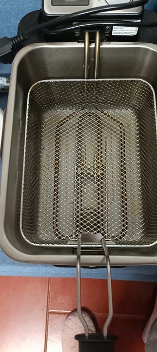 Fritadeira com depósito