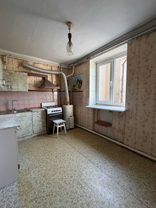 Продаж! 4-кімн. чешка з індивідуальним опаленням