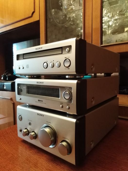 Музыкальный центр Sony