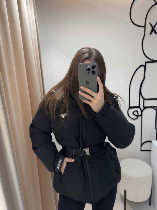 Куртка Prada / Куртка жіноча Прада Розмір M (підійде й на S)