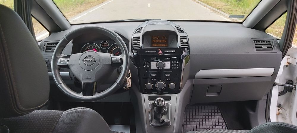 $$$ Opel Zafira B 2011, 7-os 1,7 CDTI $$$