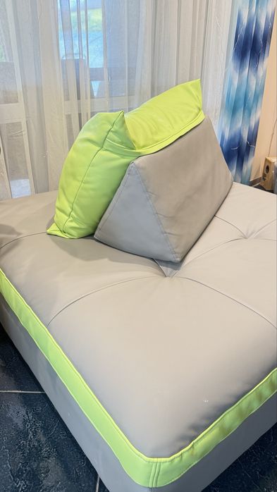 М’які модульні пуфи