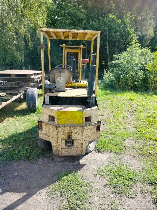 Wózek widłowy GPW 2504
