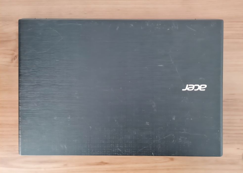 Acer Aspire E5-574 15,6" FULLHD i5-6200U 8GB/500GB