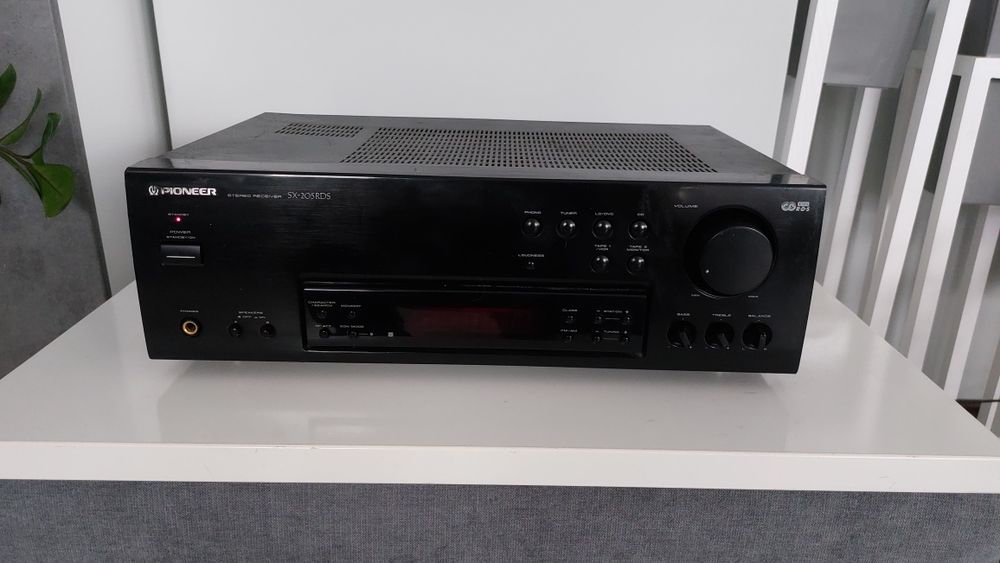 Amplituner Pioneer 205 RDS