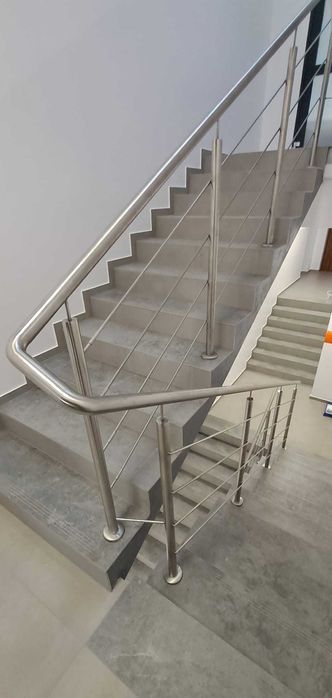 Balustrada nierdzewna balkonowa schodowa poręcze taras francuskie