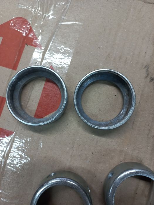 Гайки колін, Іж продам