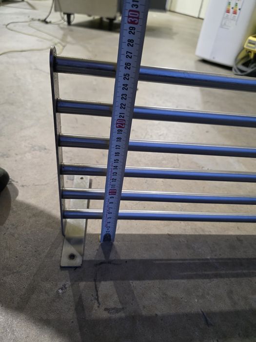 Várias prateleiras em INOX