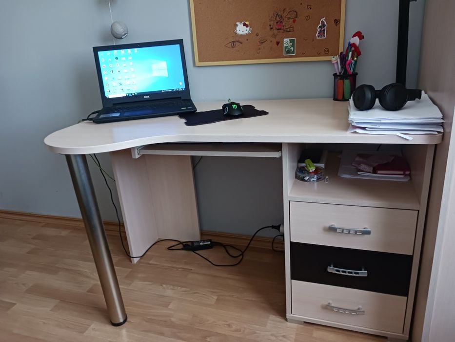 Meble pokojowe. Zestaw