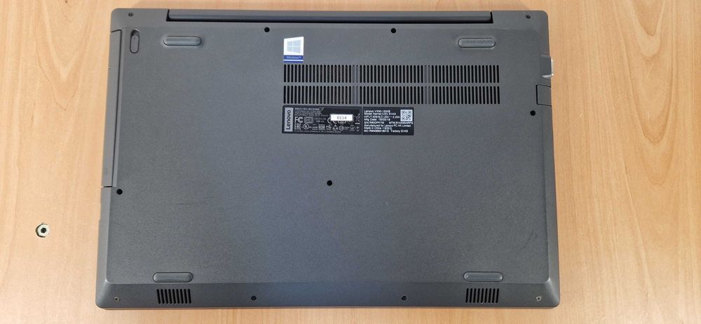 Portátil Lenovo i5 8th 12 RAM SSd 256Gb ecrã 15,6"