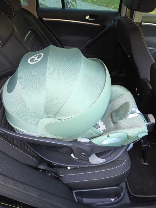 Автокрісло Cybex Cloud T i-Size Plus Leaf Green + База Base T (Комплект)