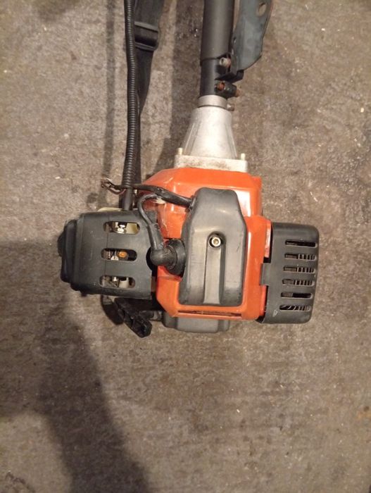 Kosa spalinowa Kraft Dele fy-bc415a