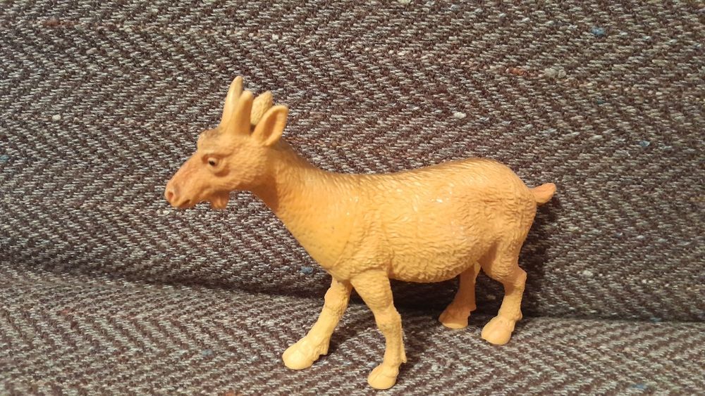 Детские игрушки.