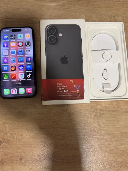 Iphone 16 praticamente como novo