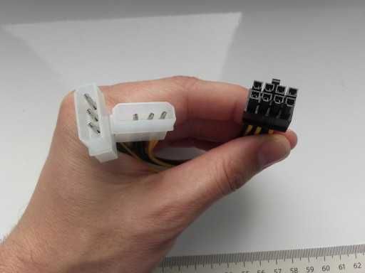 Dodatkowe zasilanie 8pin dla grafiki ze złączy mol