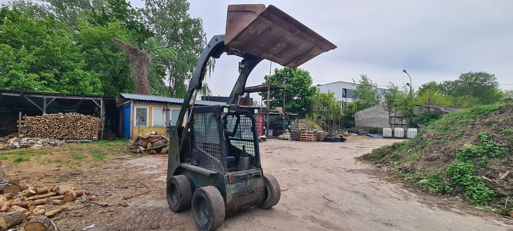 Mini ładowarka CAT 226