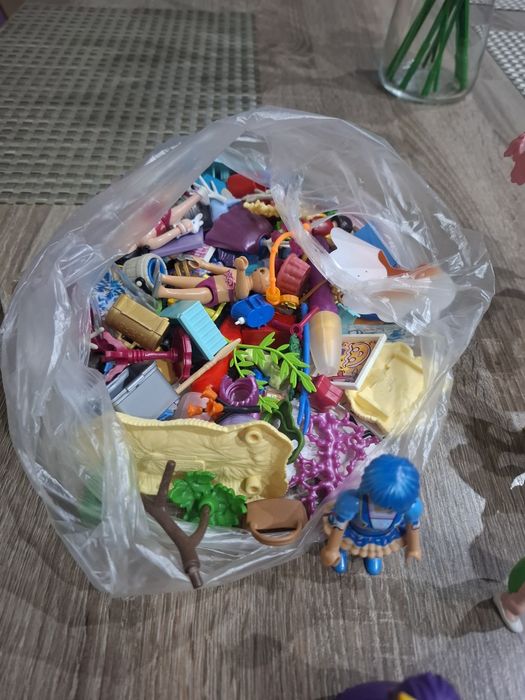 Playmobil zestaw figurek i wiele innych