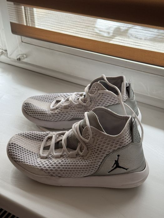 Кросівки Jordan 39 розмір