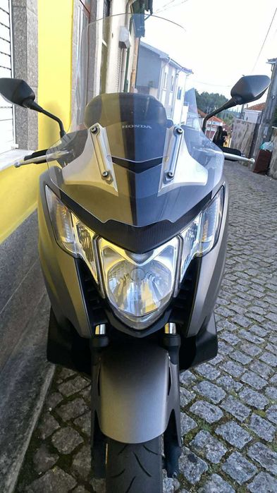 Honda integra 750 dct