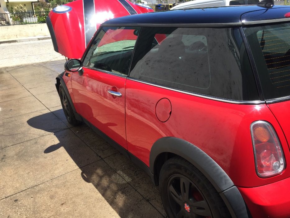 MINI ONE 1.6( gasolina) de 2005 todo o material disponivel